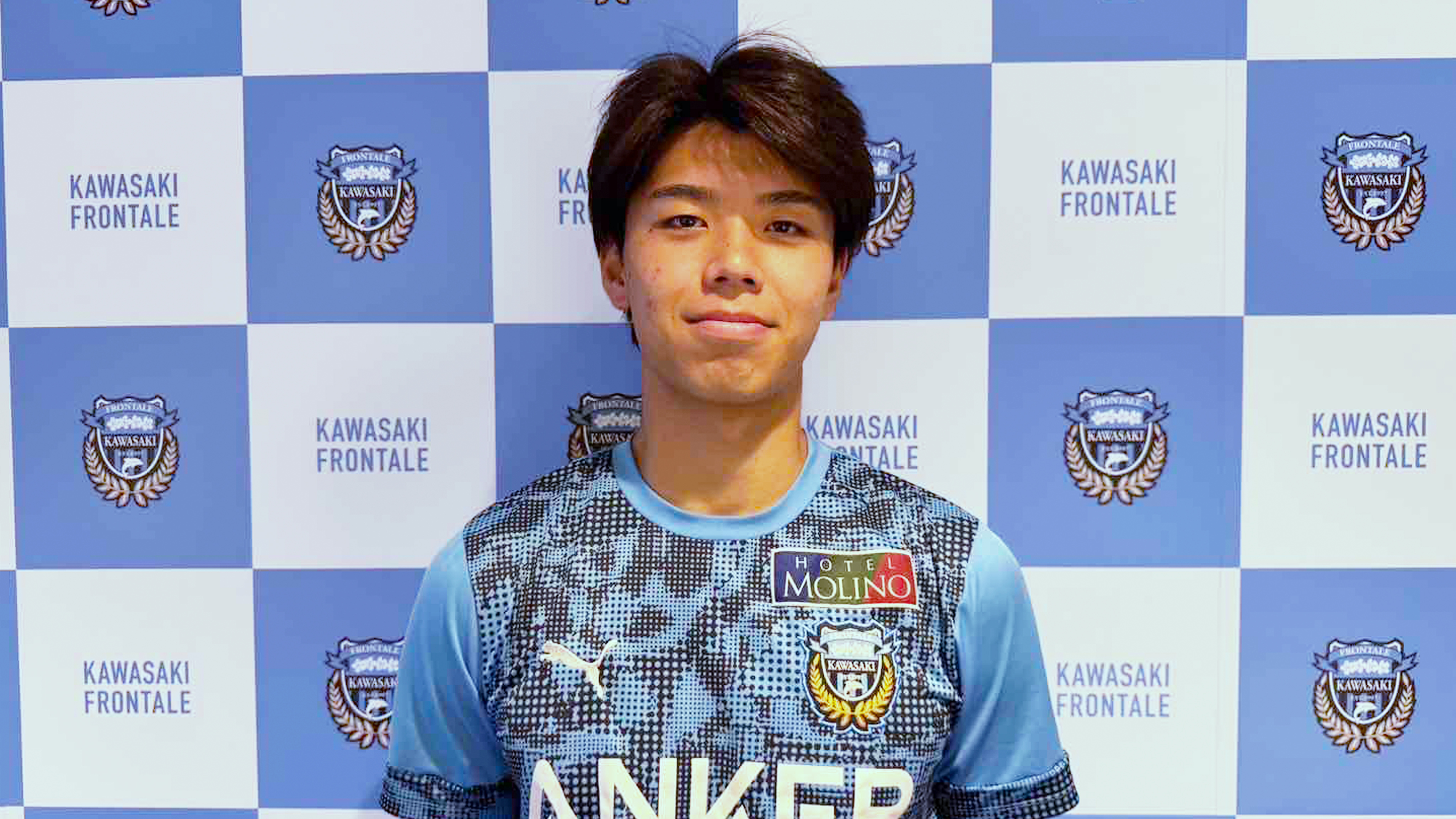 プロフィール